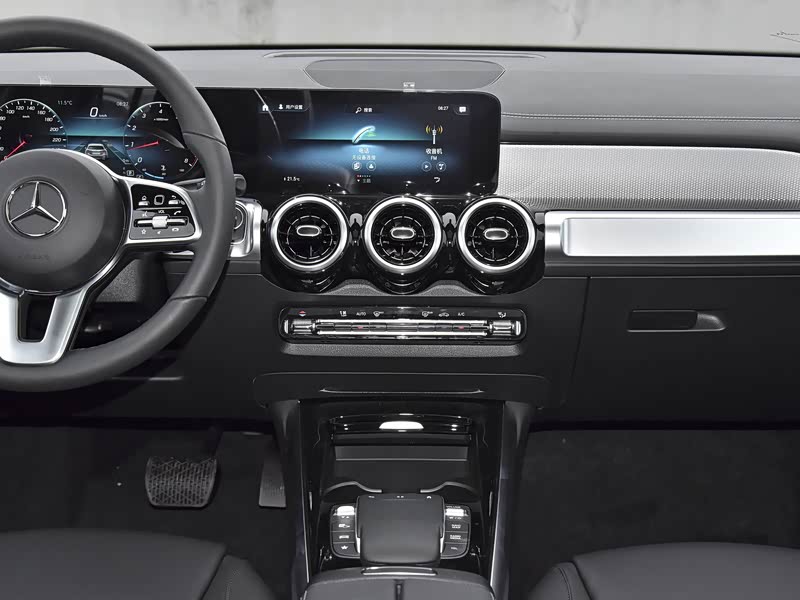 北京奔驰 奔驰glb 2022款 glb 180 时尚型