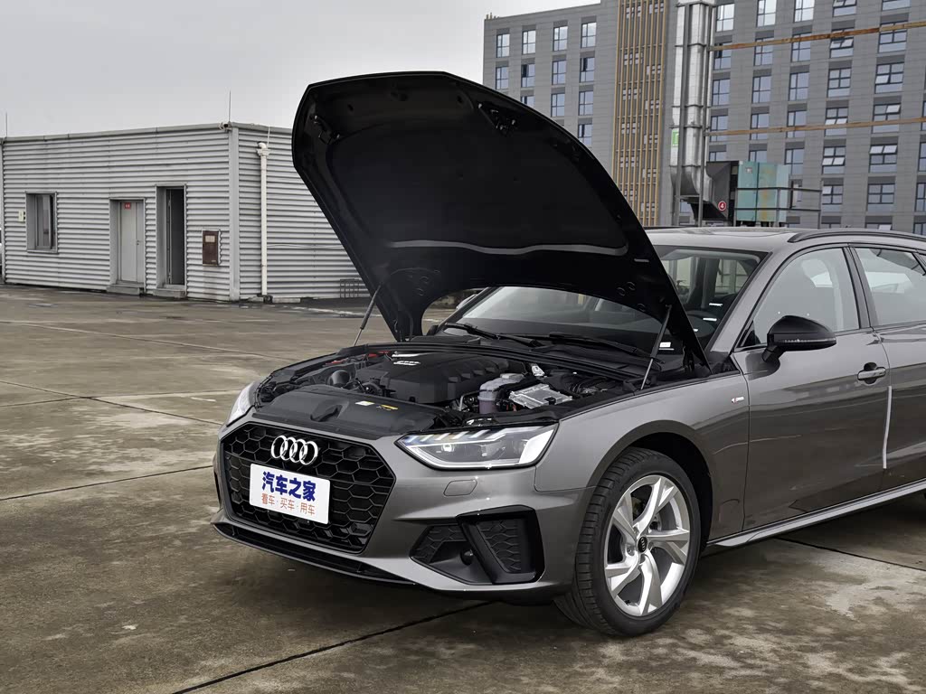 奥迪(进口) 奥迪a4(进口) 2022款 avant 40 tfsi 时尚动感型