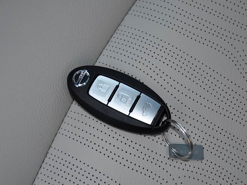 东风日产 天籁 2020款 2.0t xl 智领版