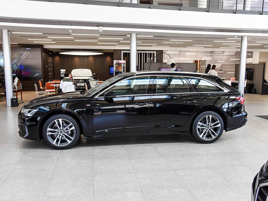 奥迪(进口) 奥迪a6(进口) 2023款 avant 先锋派 40 tfsi 豪华动感型