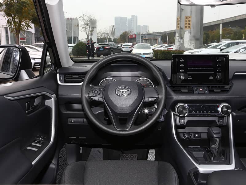 广汽丰田 威兰达 2022款 2.0l cvt两驱领先版