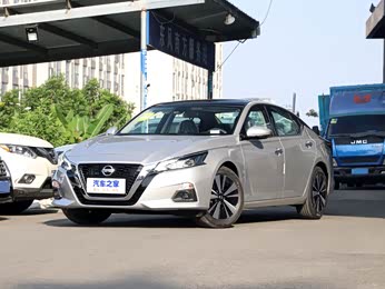 0l xe 专享版 报价】天籁图片_配置_庆阳东风南方陇东汽车城-汽车之家