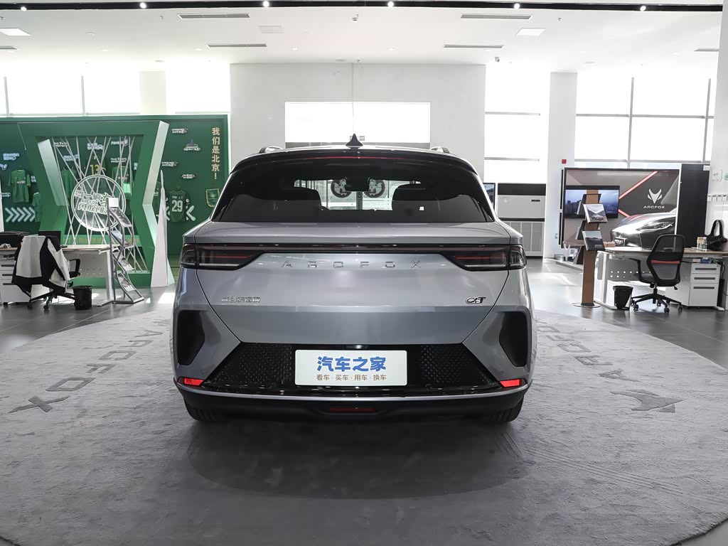 北汽新能源 极狐 阿尔法t(arcfox αt) 2022款 480s  175kw