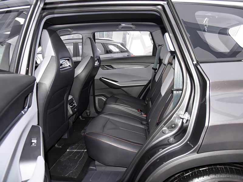 长安汽车 长安cs75 plus 2022款 第二代 1.5t 自动领航型