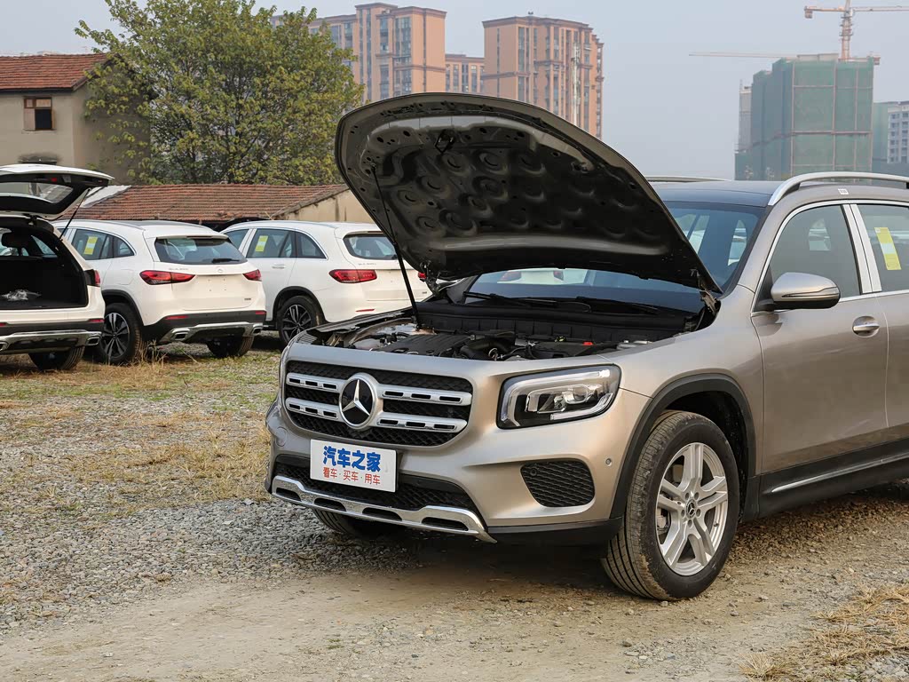 北京奔驰 奔驰glb 2022款 glb 200 动感型