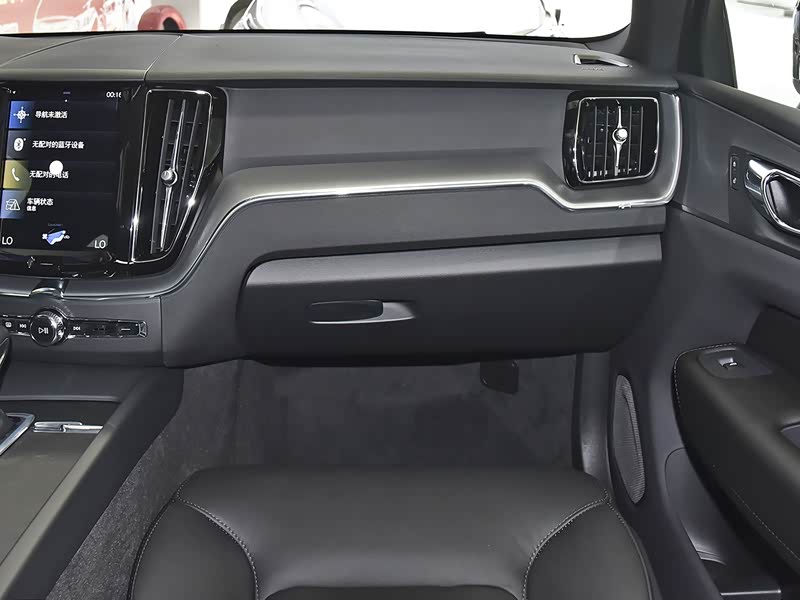 沃尔沃亚太 沃尔沃xc60 2021款 t5 四驱智逸运动版 中控方向盘 已经是