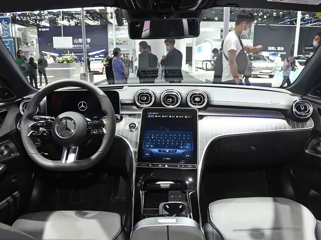 北京奔驰 奔驰c级 2022款 c 260 l 运动版 4matic