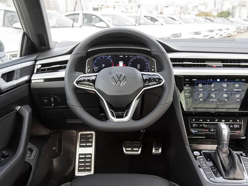 龙海一汽大众4s店>一汽-大众>一汽-大众cc>2023款380tsi夺目版>中控