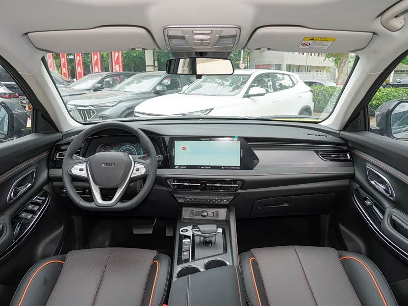 长安汽车 长安欧尚x7 plus 2022款 1.5t 蓝鲸版自动智尊型 7座