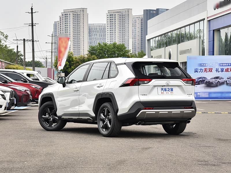 一汽丰田 rav4荣放 2022款 2.0l cvt四驱风尚plus版
