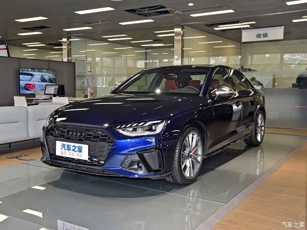 奥迪s4热销中 购车让利9.04万元