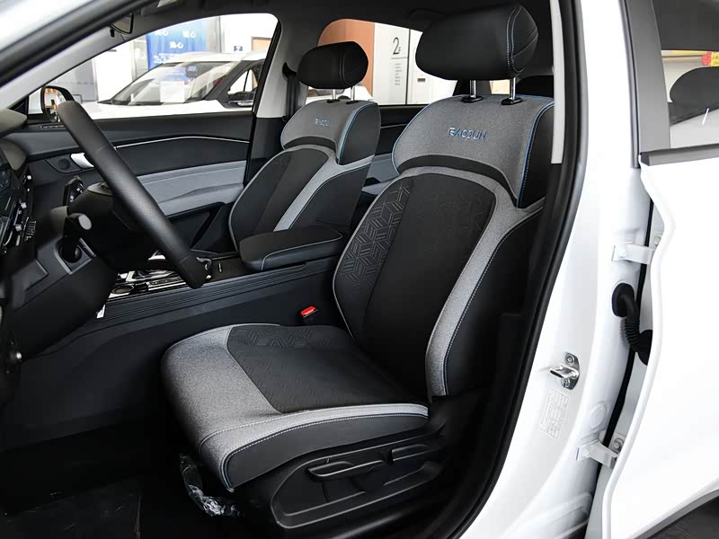 【图解图片_日照荣发汽车新宝骏rc-6图片】-汽车之家