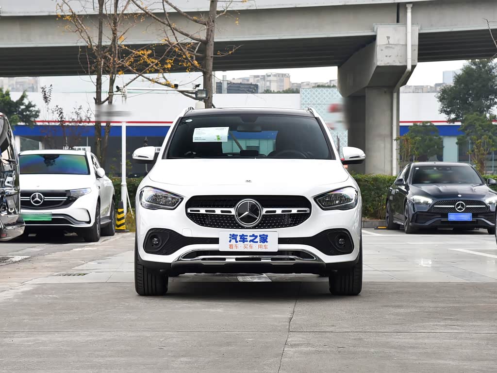 北京奔驰 奔驰gla 2022款 改款 gla 180