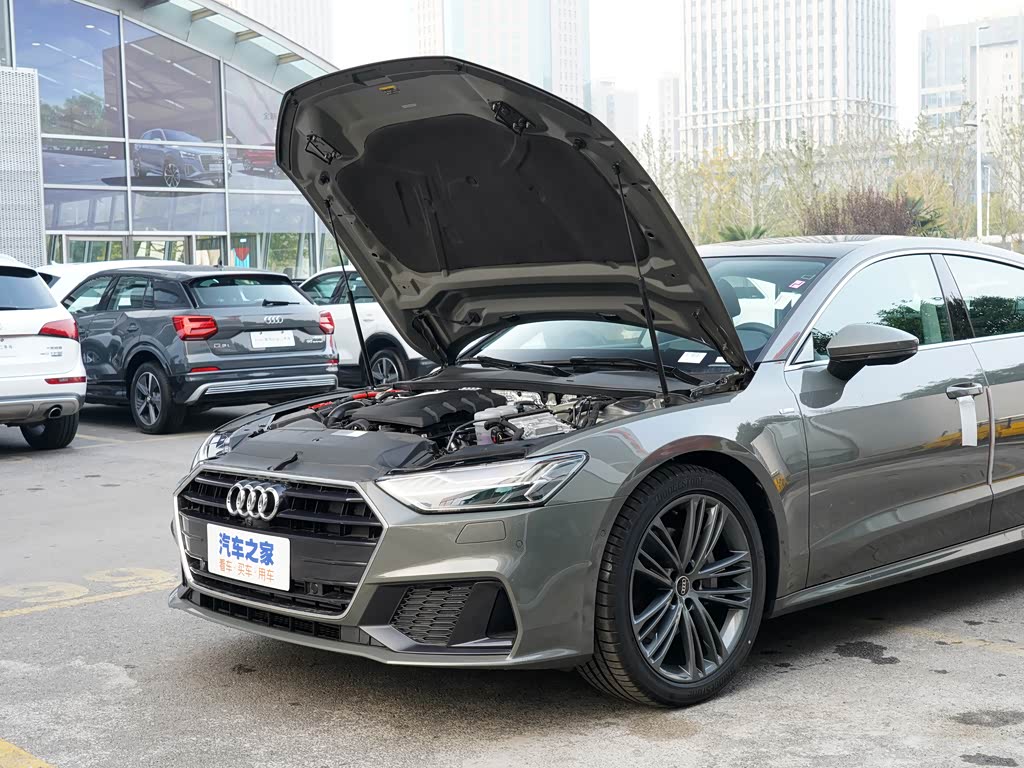奥迪(进口) 奥迪a7 2022款 45 tfsi 臻选型