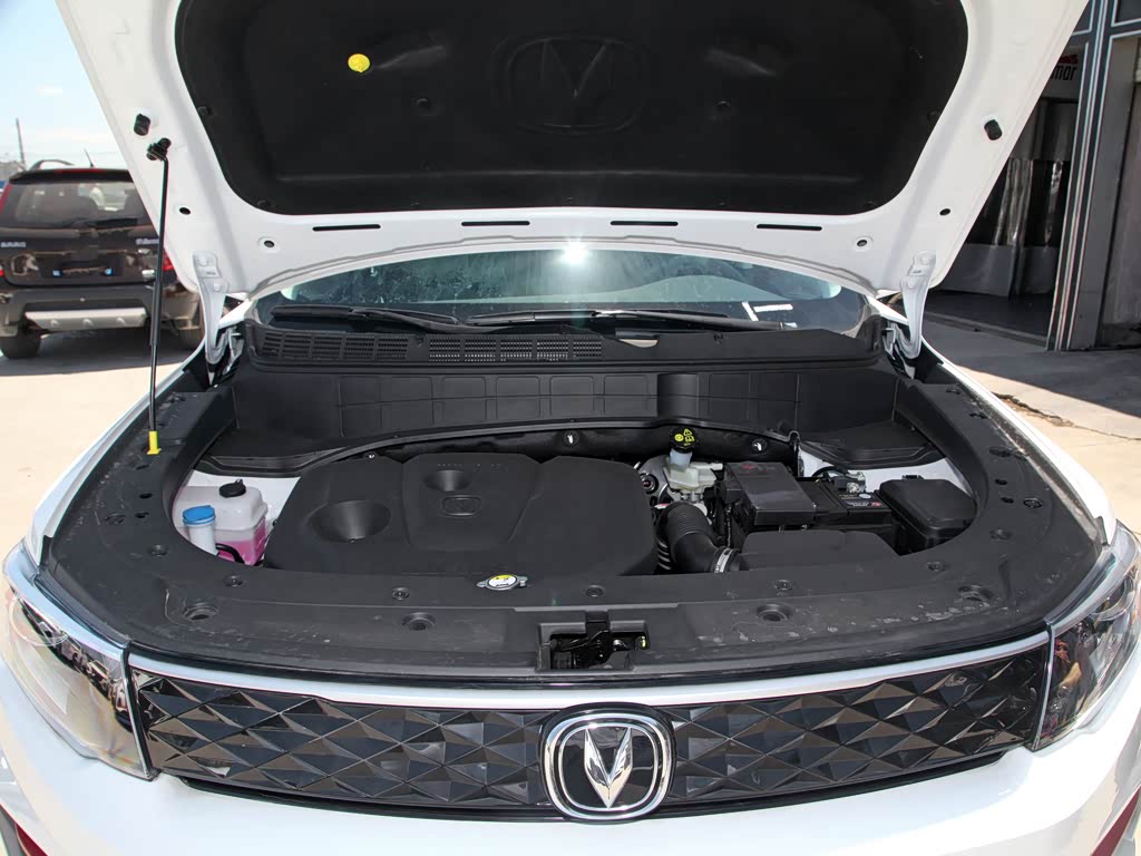 【图解图片_优浩长安汽车匡山店长安cs35plus图片】-汽车之家