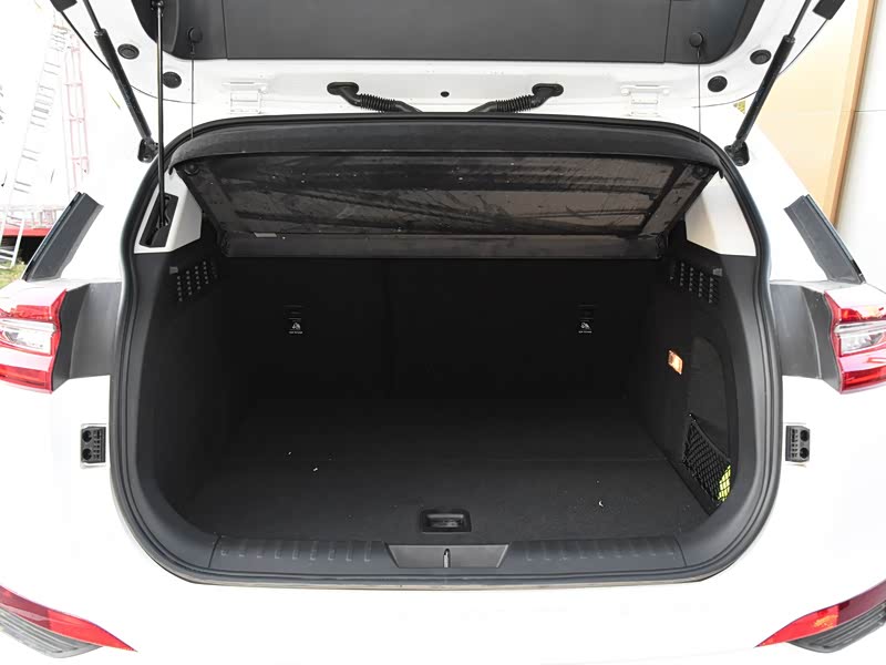 一汽红旗 红旗e-hs3 2019款 智联旗领四驱版