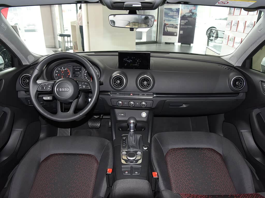 一汽-大众奥迪 奥迪a3 2020款 改款 sportback 35 tfsi 进取型 国vi