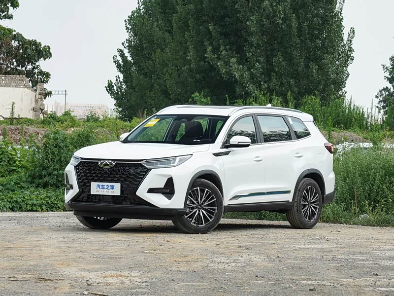 奇瑞汽车 瑞虎8 pro 2024款 冠军版 290t 两驱巅峰版 5座