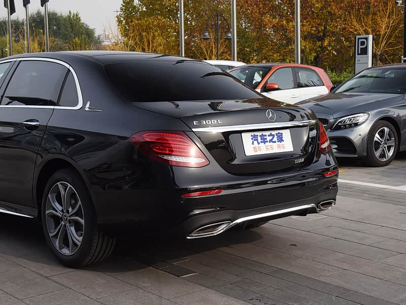 北京奔驰 奔驰e级 2020款 e 300 l 运动豪华型