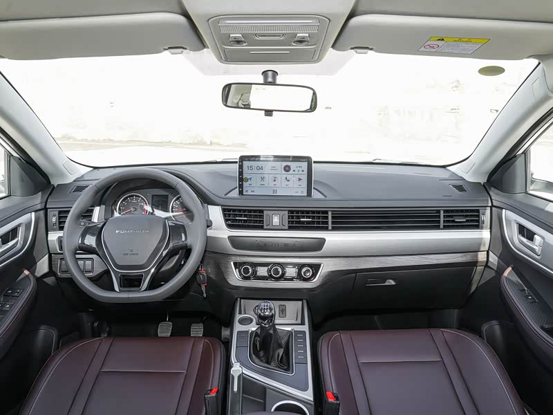 东风风行 风行t5 2023款 1.6l 手动追梦版 五座