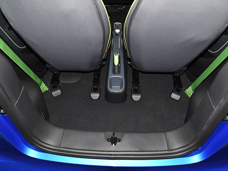 上汽通用五菱 宝骏e100 2019款 250km 智行版 车厢座椅