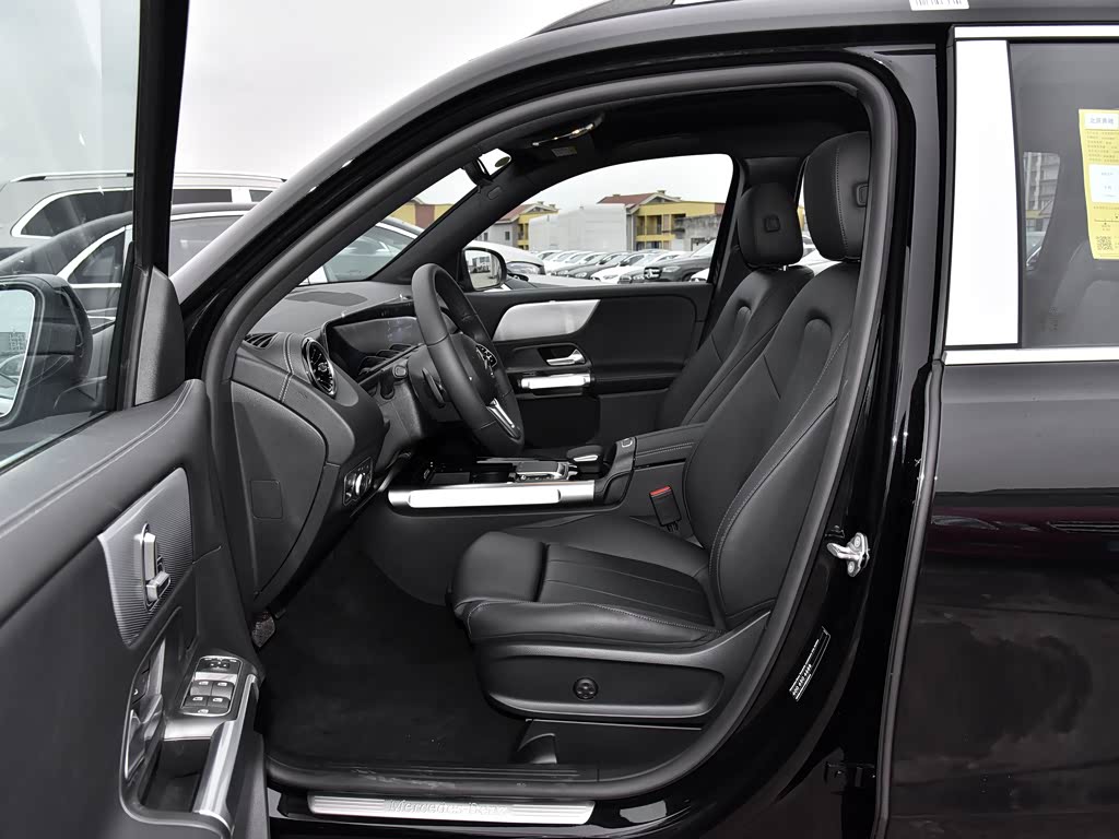 北京奔驰 奔驰glb 2022款 glb 180 时尚型