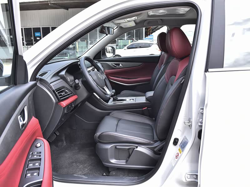 安徽易顺长安汽车4s店>长安汽车>长安cs75>2023款畅享版1.