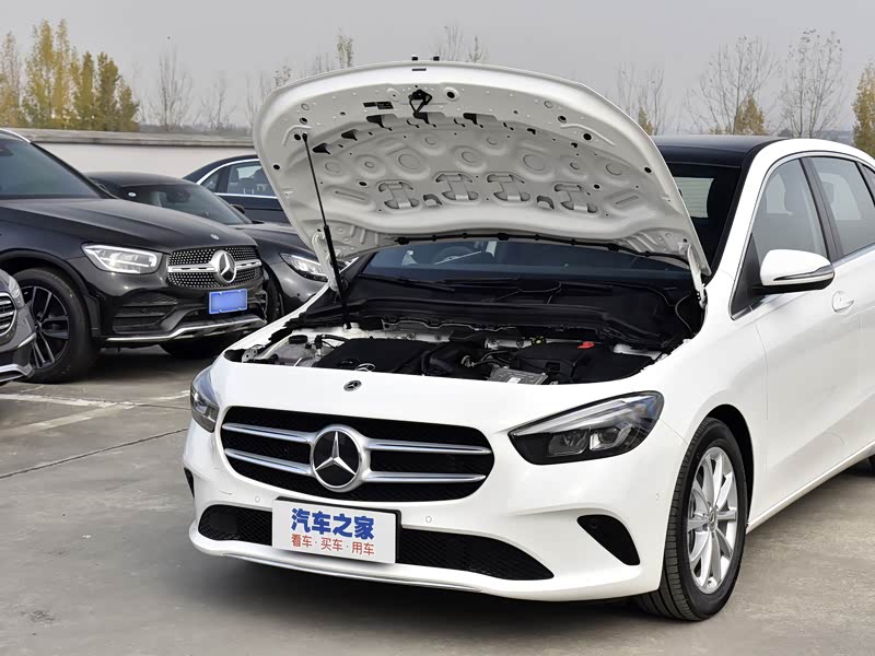 奔驰(进口) 奔驰b级 2022款 b 200 时尚型