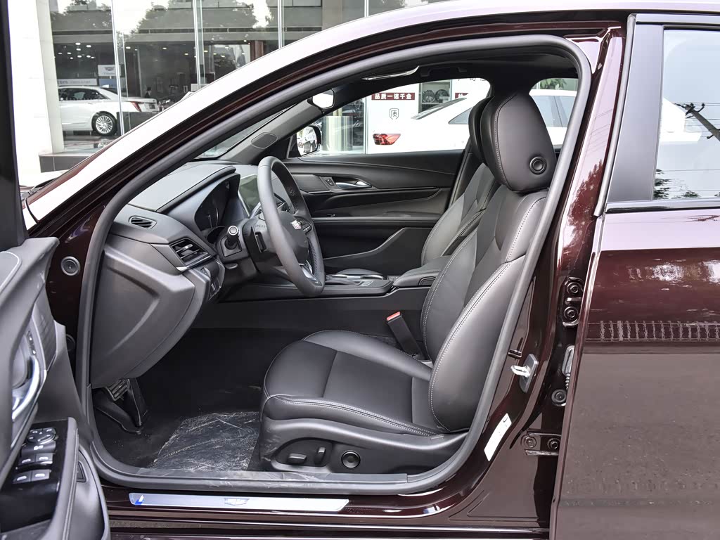 上汽通用凯迪拉克 凯迪拉克ct4 2022款 28t 风尚型