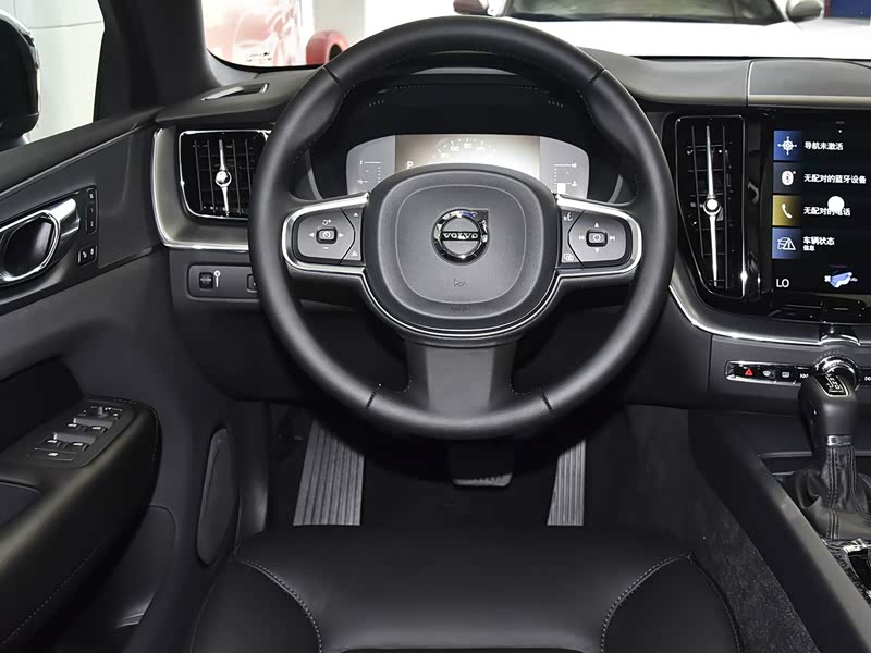 沃尔沃亚太 沃尔沃xc60 2021款 t5 四驱智逸运动版 中控方向盘 已经是