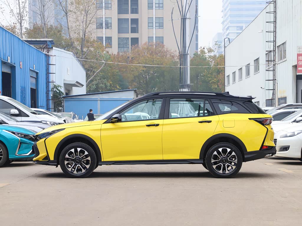 东风乘用车 奕炫gs 2021款 230t 自动追曜武士版