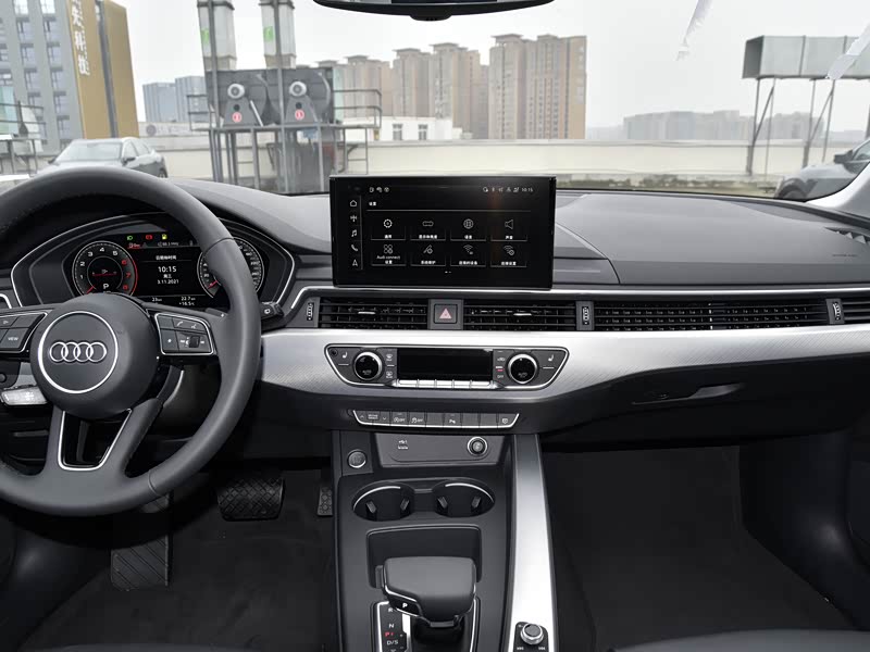 奥迪(进口) 奥迪a4(进口) 2022款 avant 40 tfsi 时尚动感型 中控方向