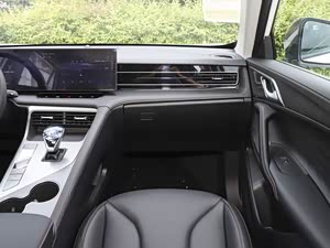 荣威rx5目前价格稳定 售价7.99万元起