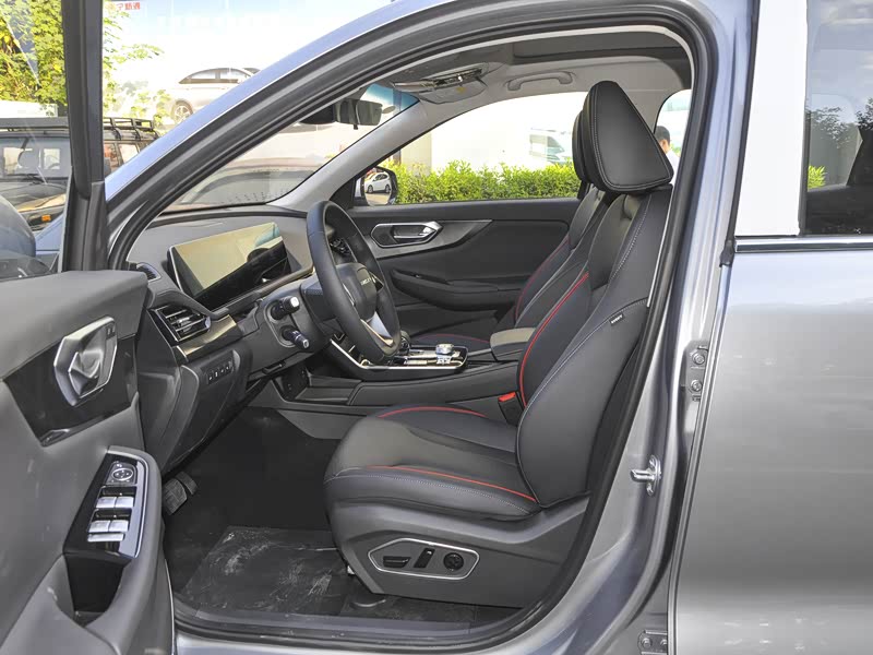 北京汽车 北京x7 2022款 1.5td dct致潮版