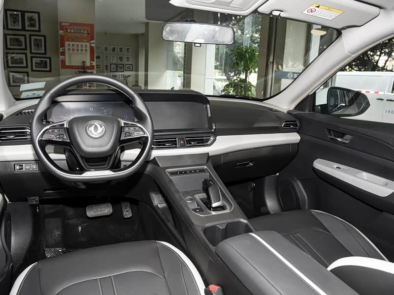 东风乘用车 东风风神e70 2023款 500 智行版 磷酸铁锂 48.6kwh 110kw