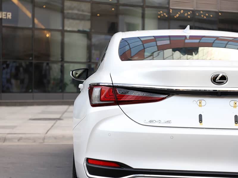 雷克萨斯 雷克萨斯es 2020款 200 豪华版