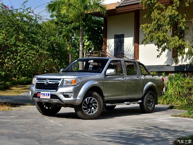 锐骐皮卡售价7.38万起 欢迎到店垂询