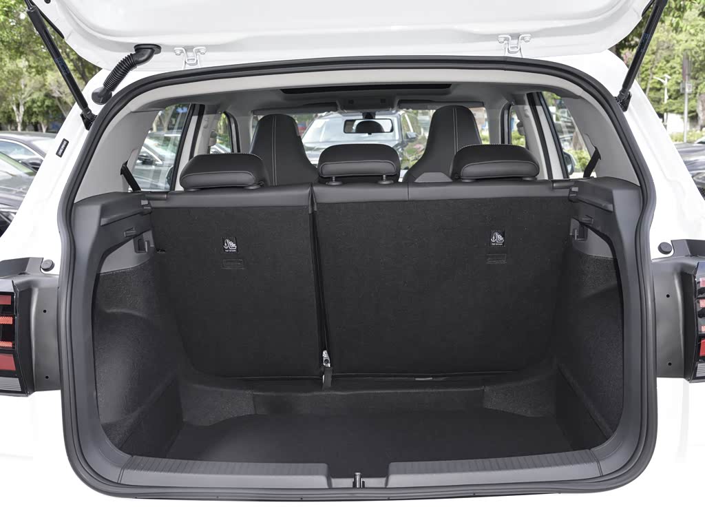 上汽大众 途铠 2023款 改款 1.5l 自动舒适版