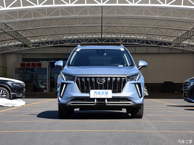 【传祺gs4 plus热销中 可优惠1万_广汽传祺汽博君汇店优惠促销欢迎