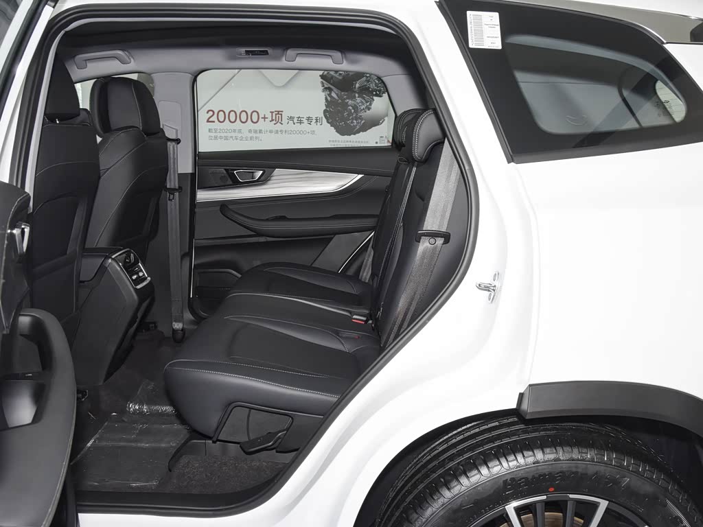 奇瑞汽车 瑞虎8 plus 2022款 290tgdi dct豪情版