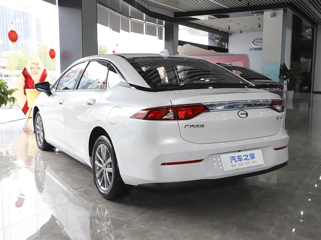 广汽埃安武汉南湖体验中心>埃安>aions>2022款炫580pio59.