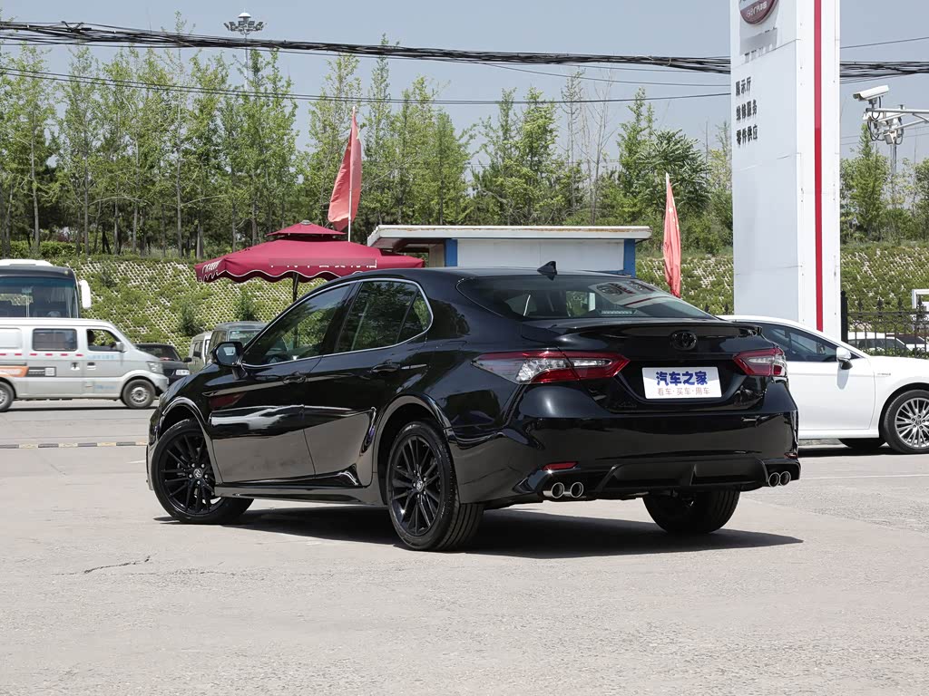 广汽丰田 凯美瑞 2022款 2.5s 骑士版