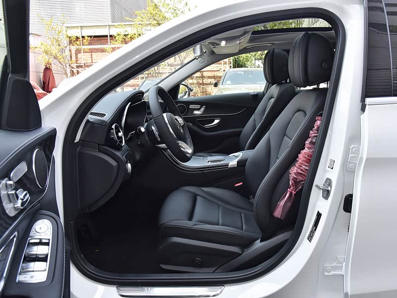 北京奔驰 奔驰c级 2020款 改款 c 260 l 运动版 车厢座椅 已经是最后