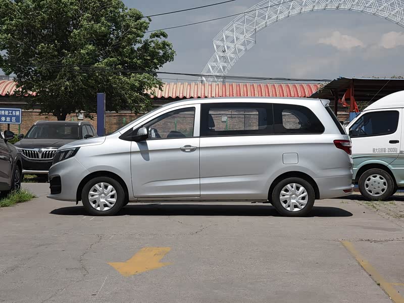 华晨雷诺 金杯f50 2018款 1.6l 手动经济型 国v