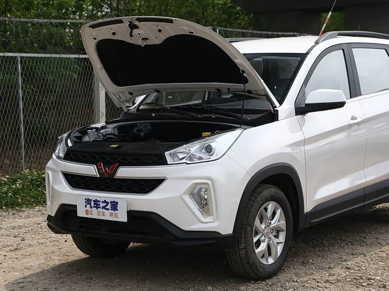 上汽通用五菱 五菱宏光s3 2019款 1.5l 手动舒适型 国vi