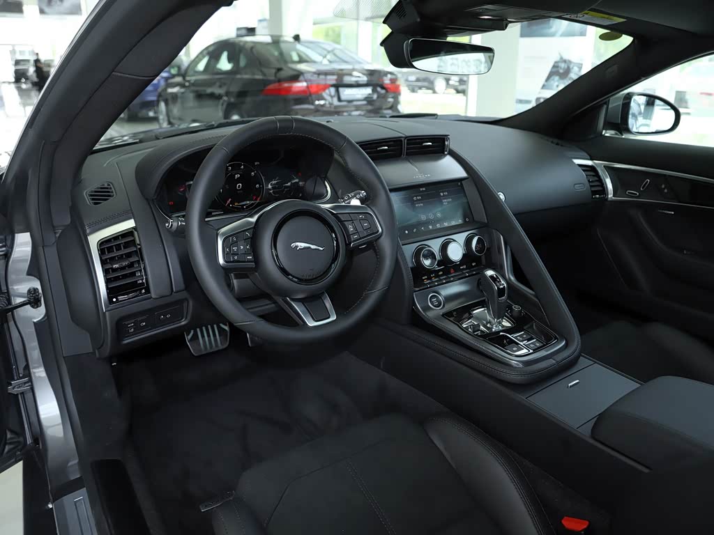 捷豹 捷豹f-type 2021款 p380 全驱r-dynamic硬顶版