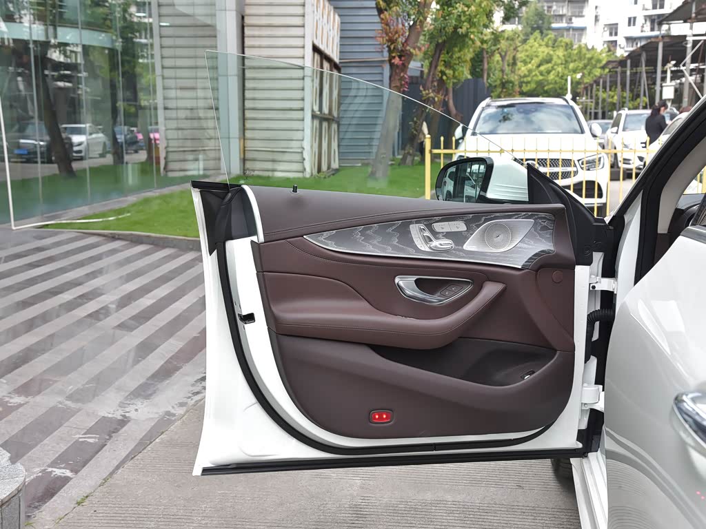 奔驰(进口) 奔驰cls 2021款 改款 cls 300 豪华型