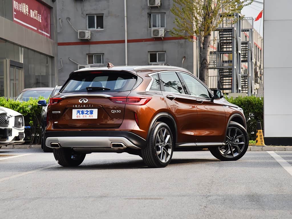 东风英菲尼迪 英菲尼迪qx50 2020款 2.0t 四驱智能版 星岩棕 其它细节