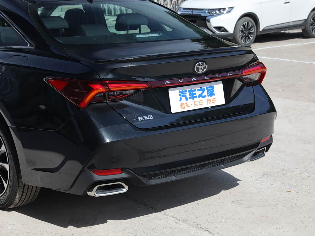 一汽丰田 亚洲龙 2022款 2.5l 进取版