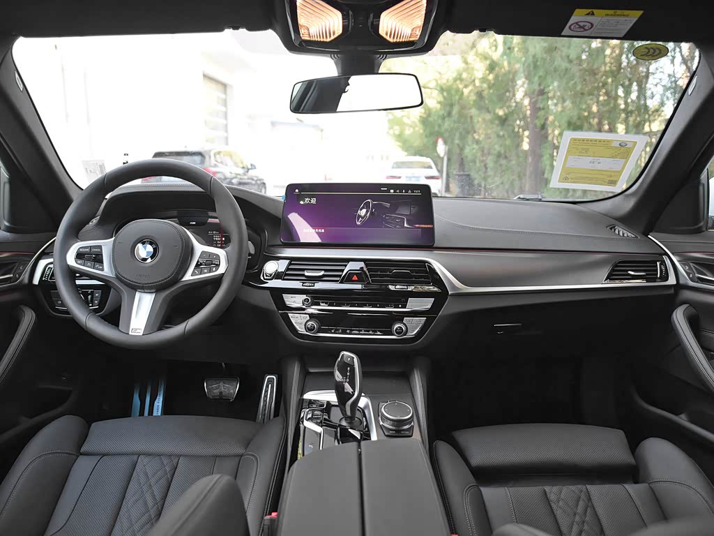 宝马(进口) 宝马5系(进口) 2022款 525i m运动套装